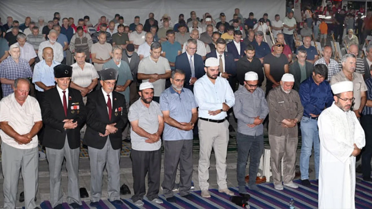 15 Temmuz Demokrasi ve Milli Birlik G&uuml;n&uuml; anıldı