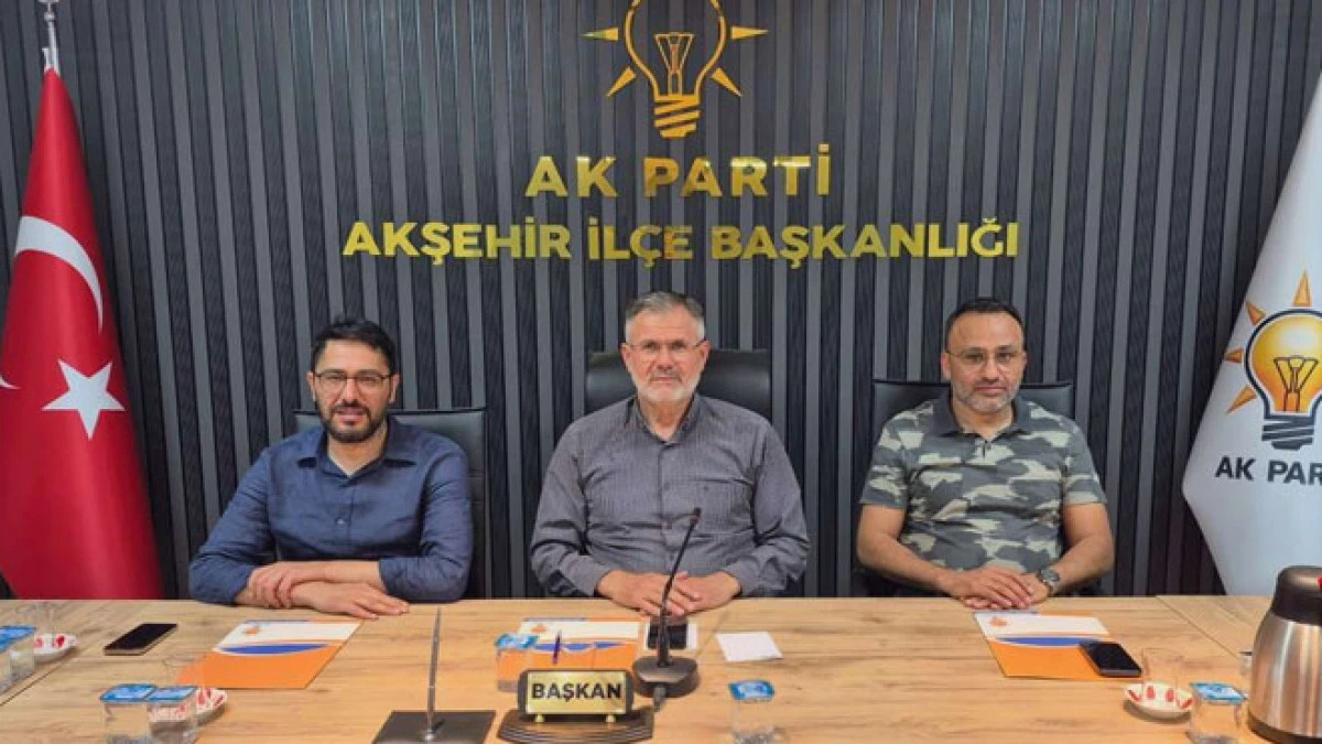 Ak Parti il&ccedil;e başkanı istifa etti