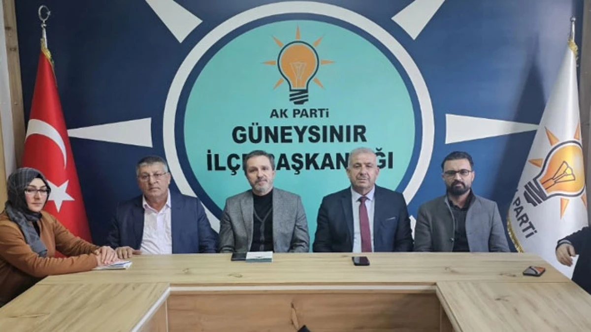 Ak Parti'de bir istifa da G&uuml;neysınır'dan!