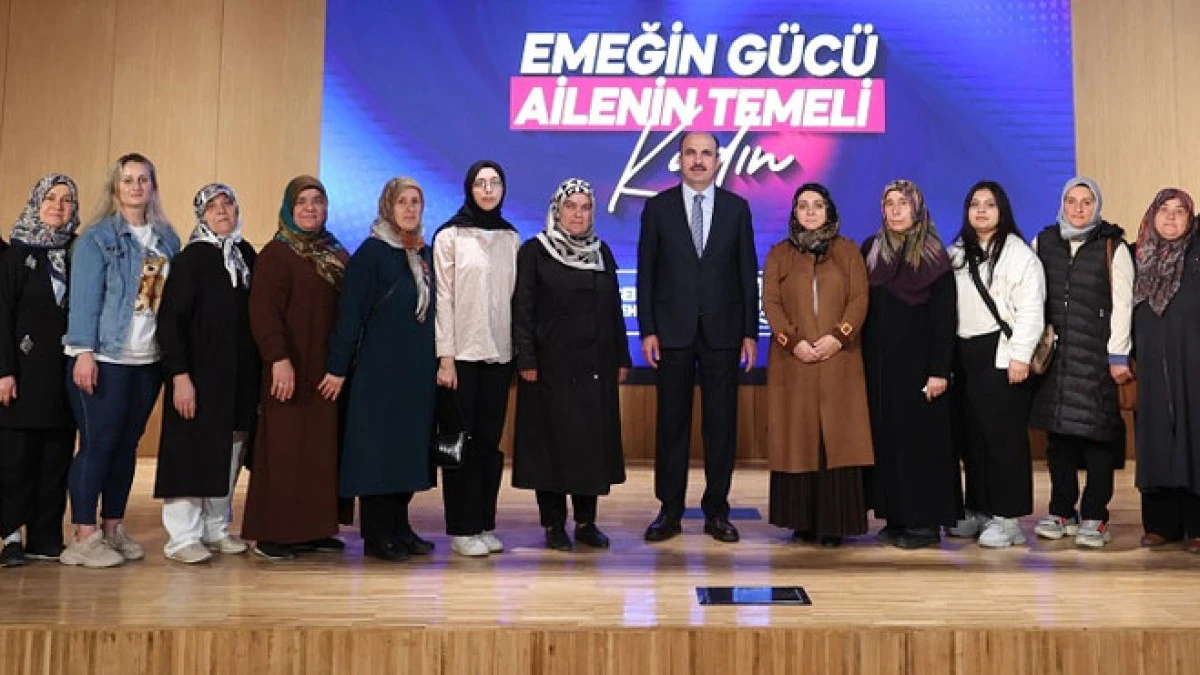 Altay “Aile Yılı” kapsamında ilçelerden gelen hanımlarla buluştu