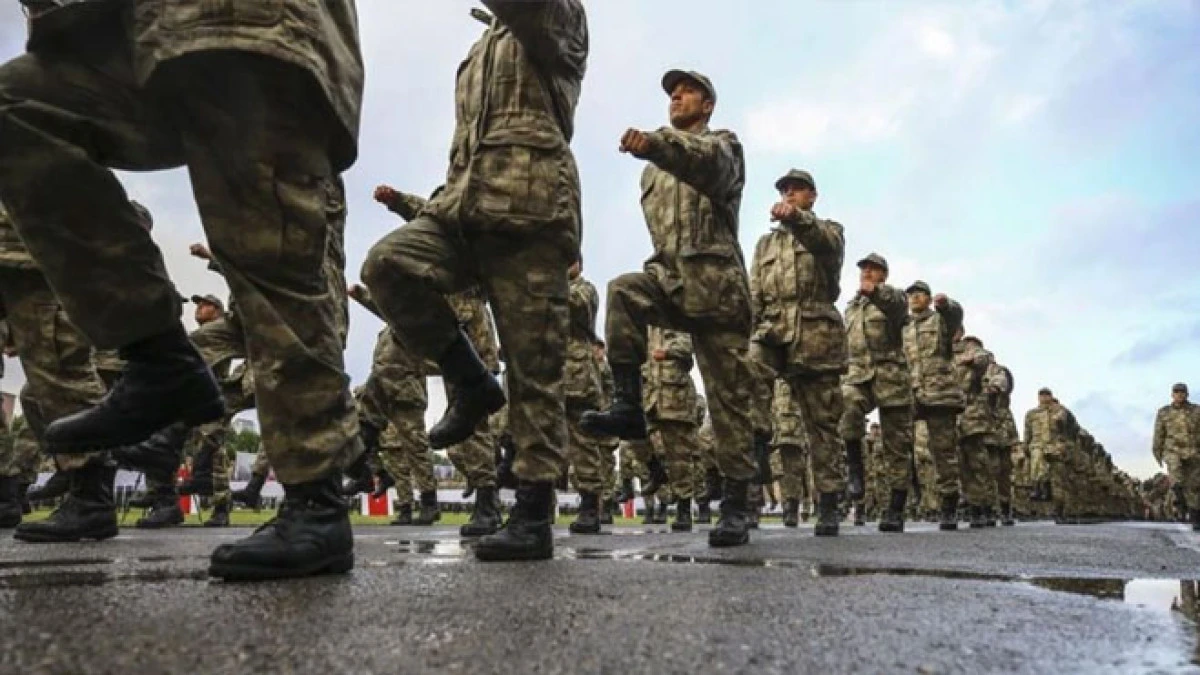 Askerlikte yeni model: İstediği yerde yapabilecek!