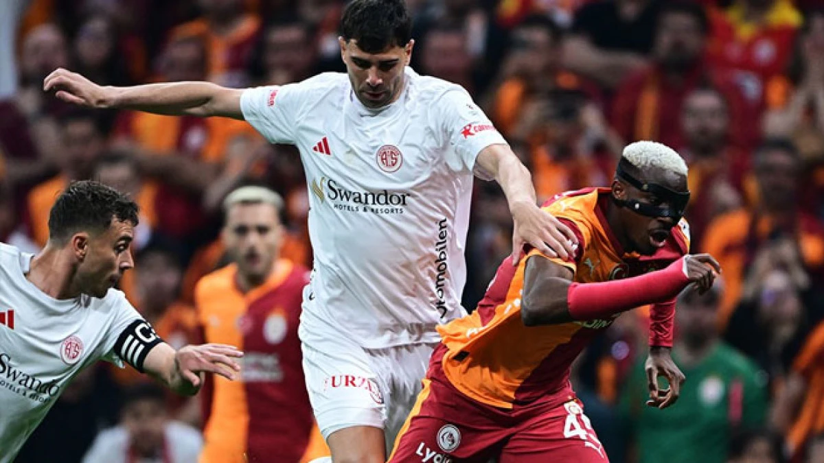 Aslan'dan m&uuml;thiş geri d&ouml;n&uuml;ş! S&uuml;per Lig'de şampiyon Galatasaray