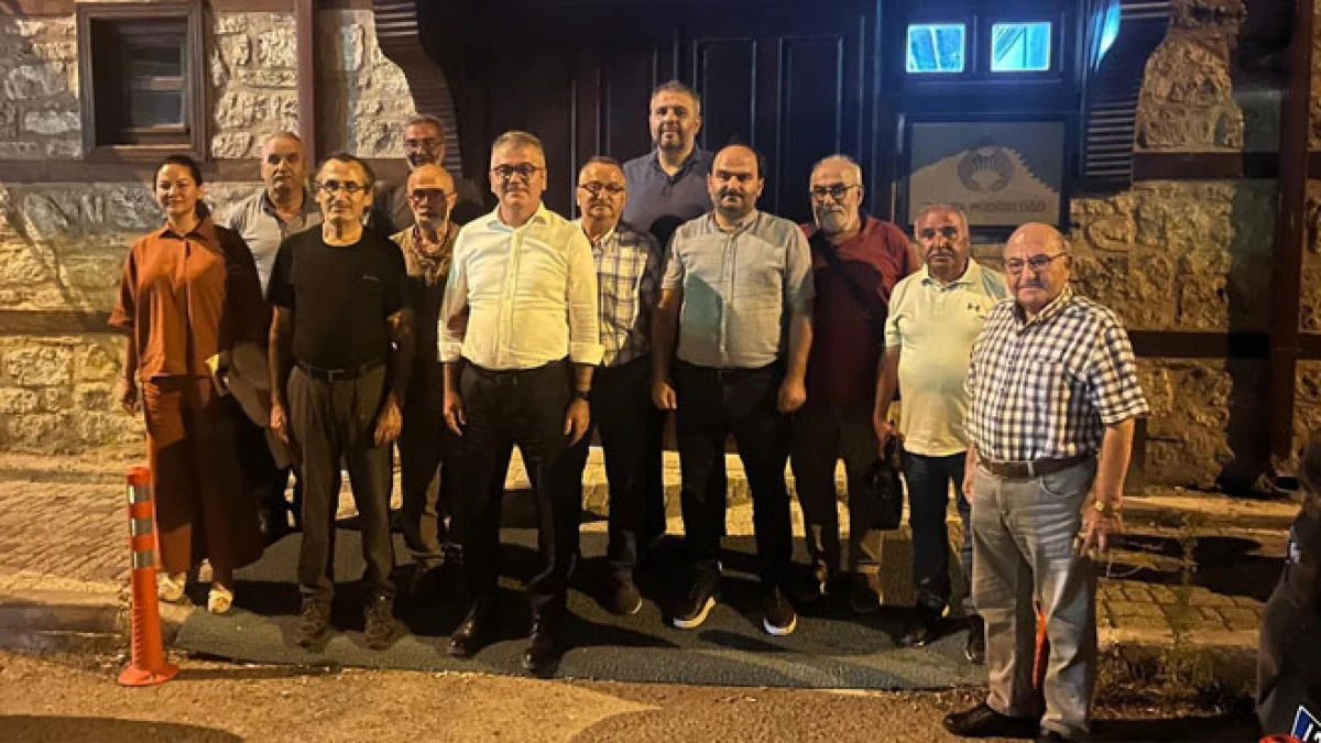 Başkan Ustaoğlu gazetecilerle buluştu