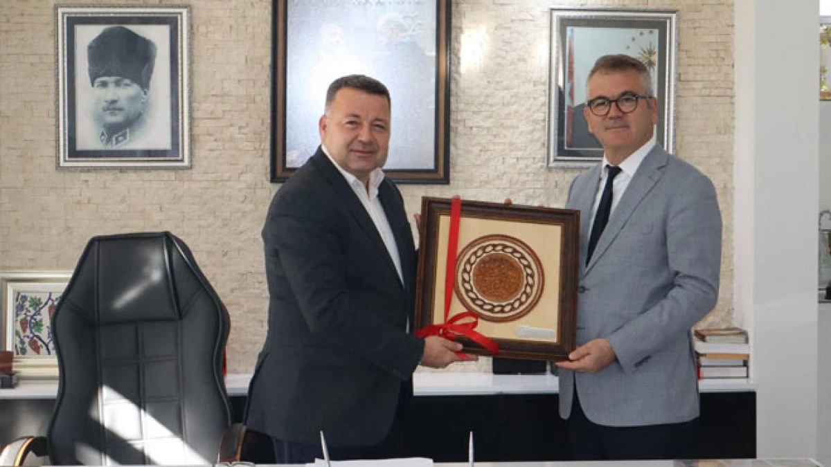 Başkan Ustaoğlu’ndan bölge belediye başkanlarına ziyaret