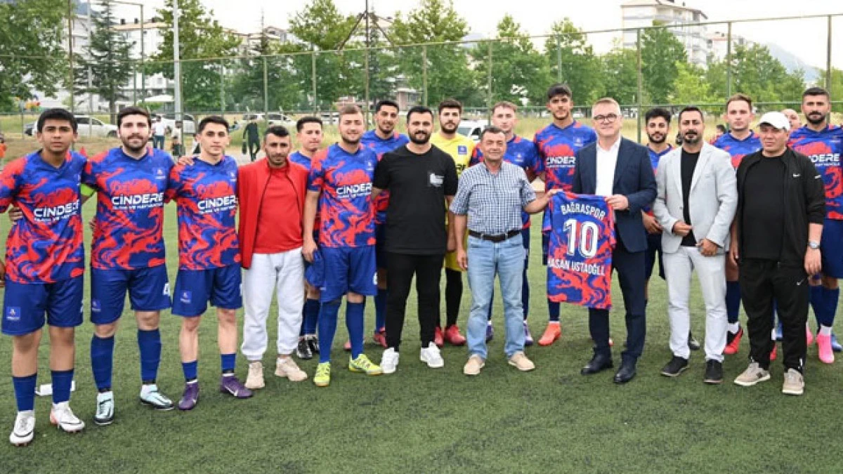 Başkanlık kupası futbol turnuvası başladı