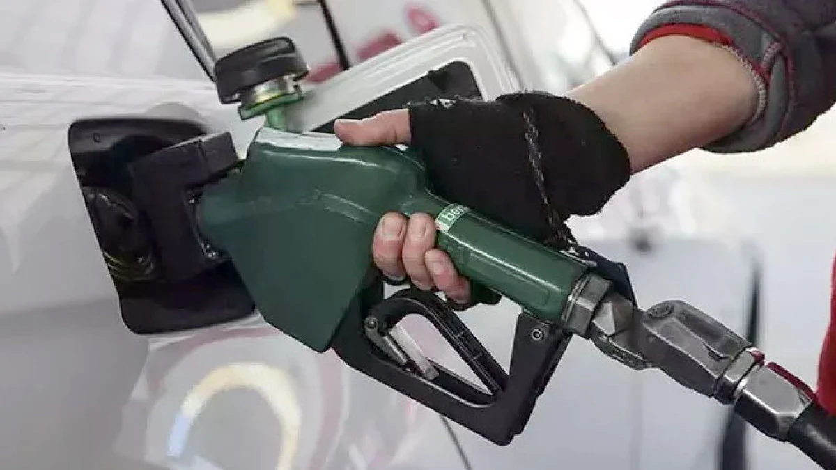 Bu benzin zammı ile litre fiyatı ilk kez 50 lirayı bulacak