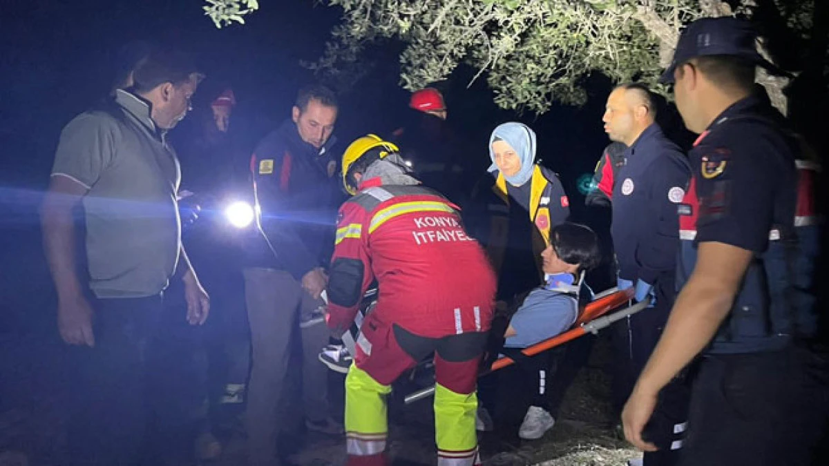 Dağlık alanda mahsur kalan iki kişi kurtarıldı