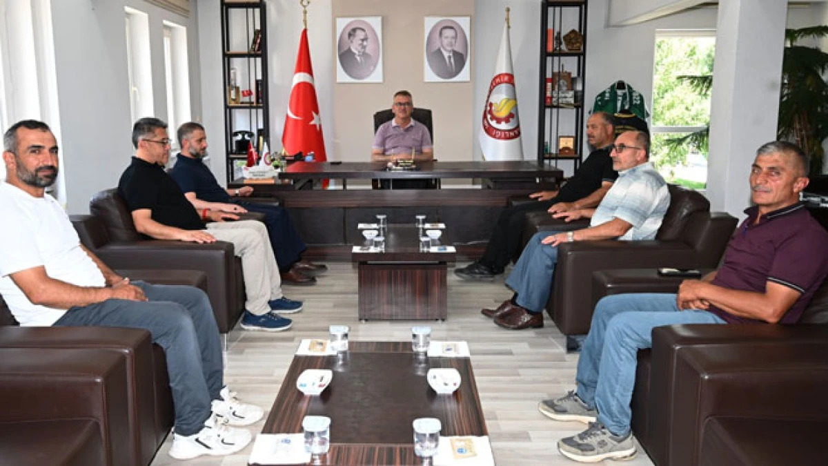 Din g&ouml;revlilerinden Başkan Ustaoğlu&rsquo;na teşekk&uuml;r