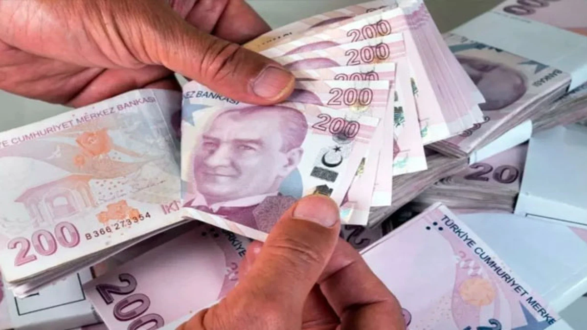 En d&uuml;ş&uuml;k emekli aylığı 20 bin TL oluyor