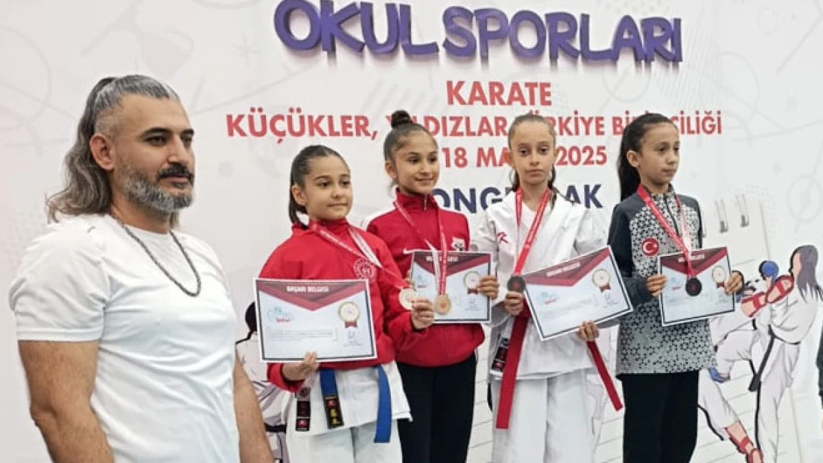 Feyzanur Gönlügür Türkiye üçüncüsü oldu