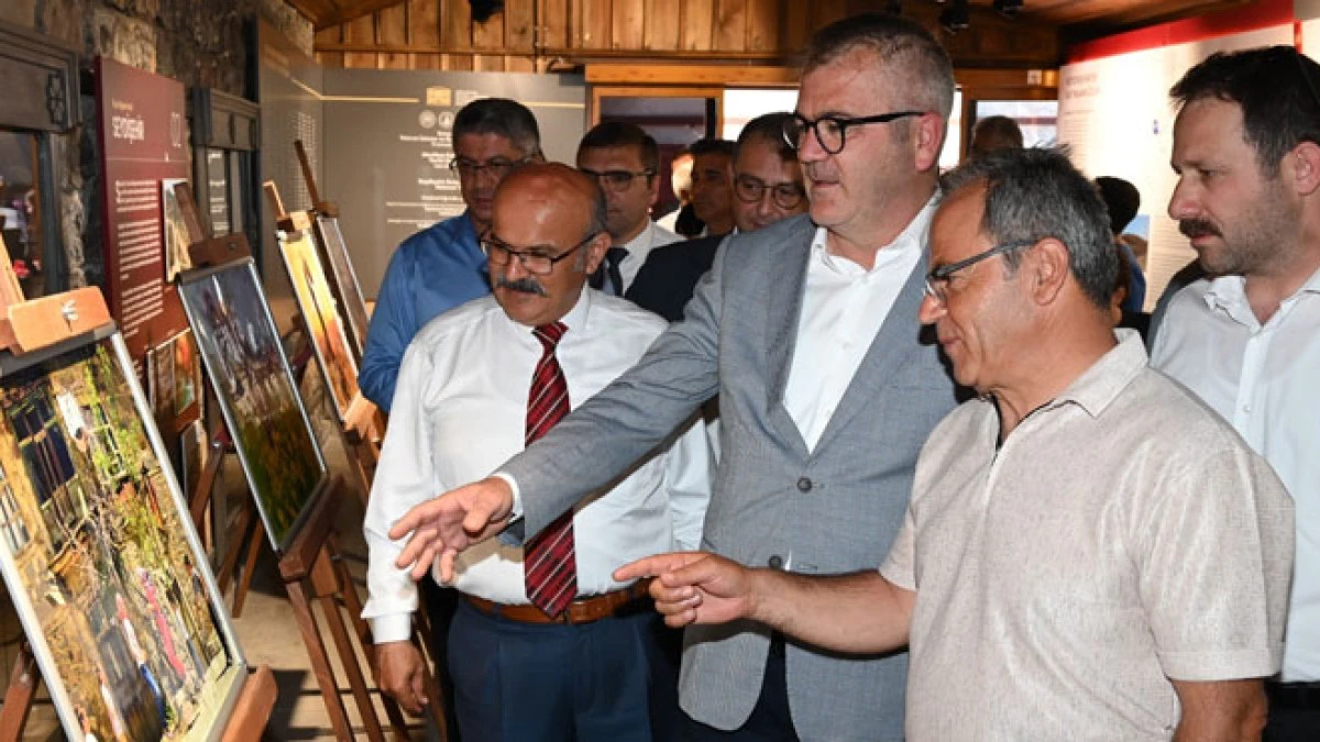 Fotoğraf Sanat&ccedil;ısı Mustafa &Uuml;nal ilk kişisel sergisini a&ccedil;tı