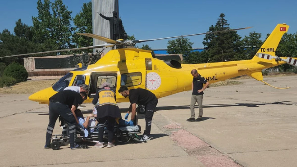 Hava ambulansı sağlık çalışanı için havalandı
