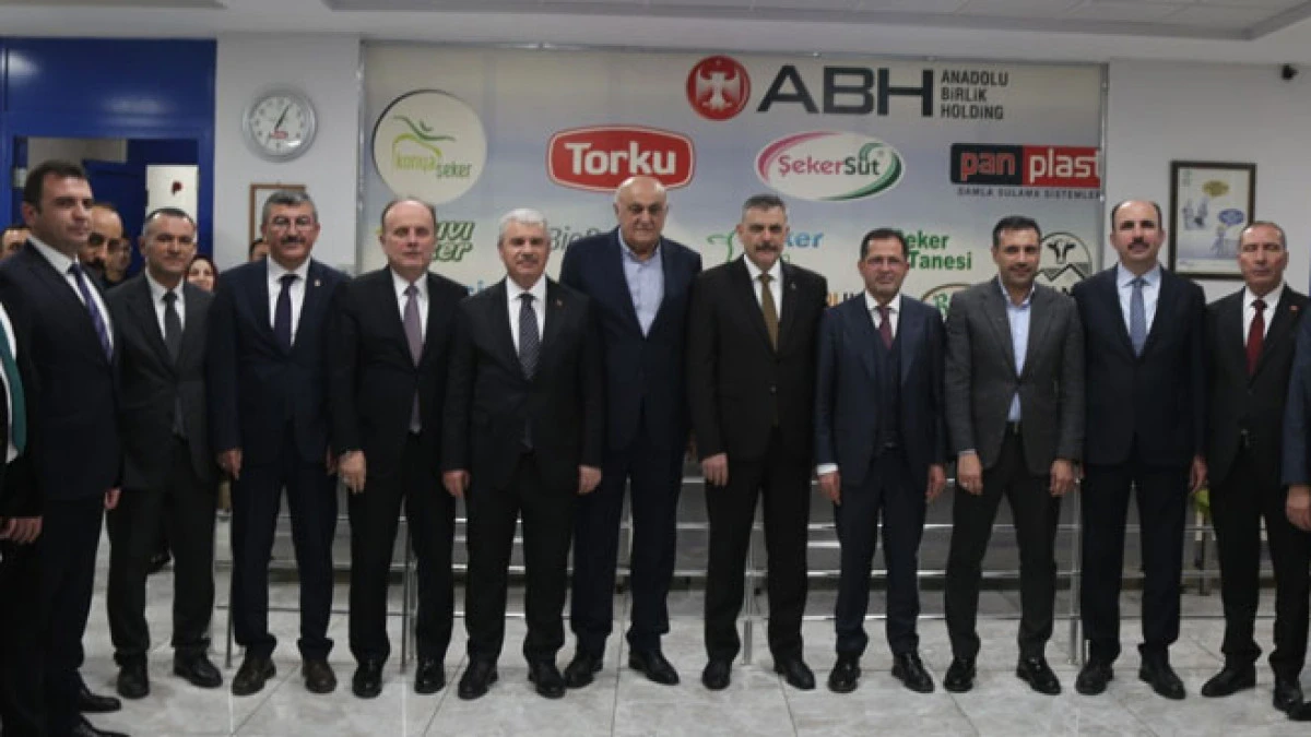 İ&ccedil;işleri Bakanı &Ccedil;ift&ccedil;i, &Ccedil;umra Şeker fabrikasını ziyaret etti