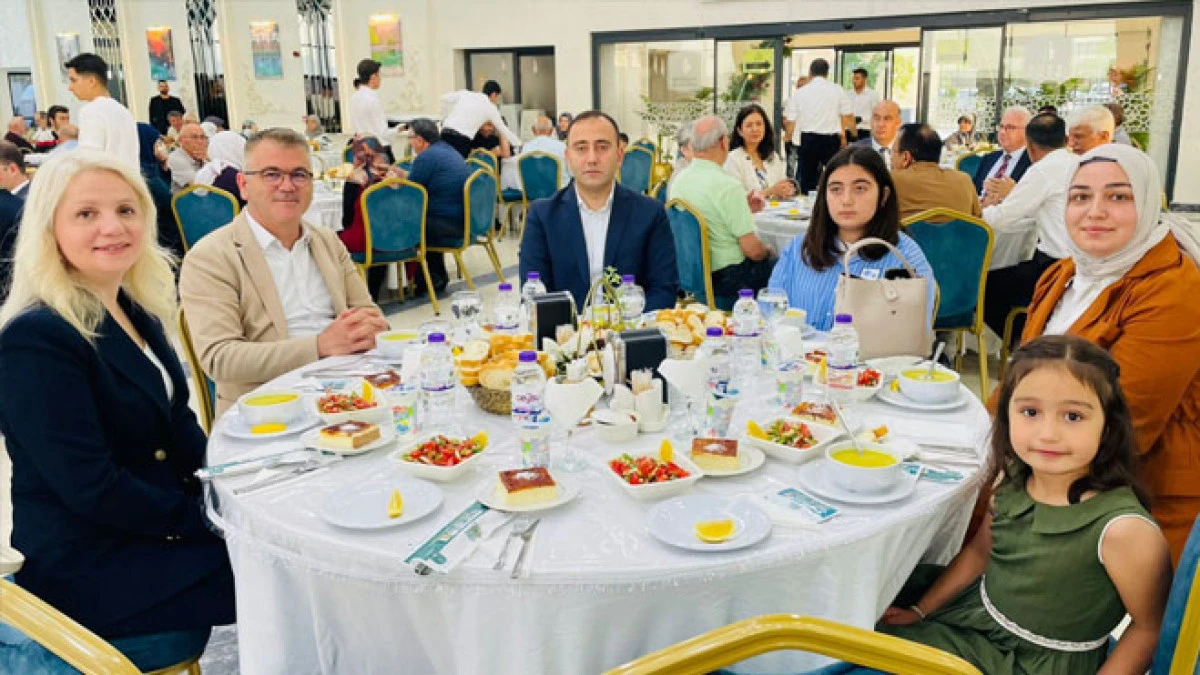 Kaymakam Bakkal’a vefa yemeği