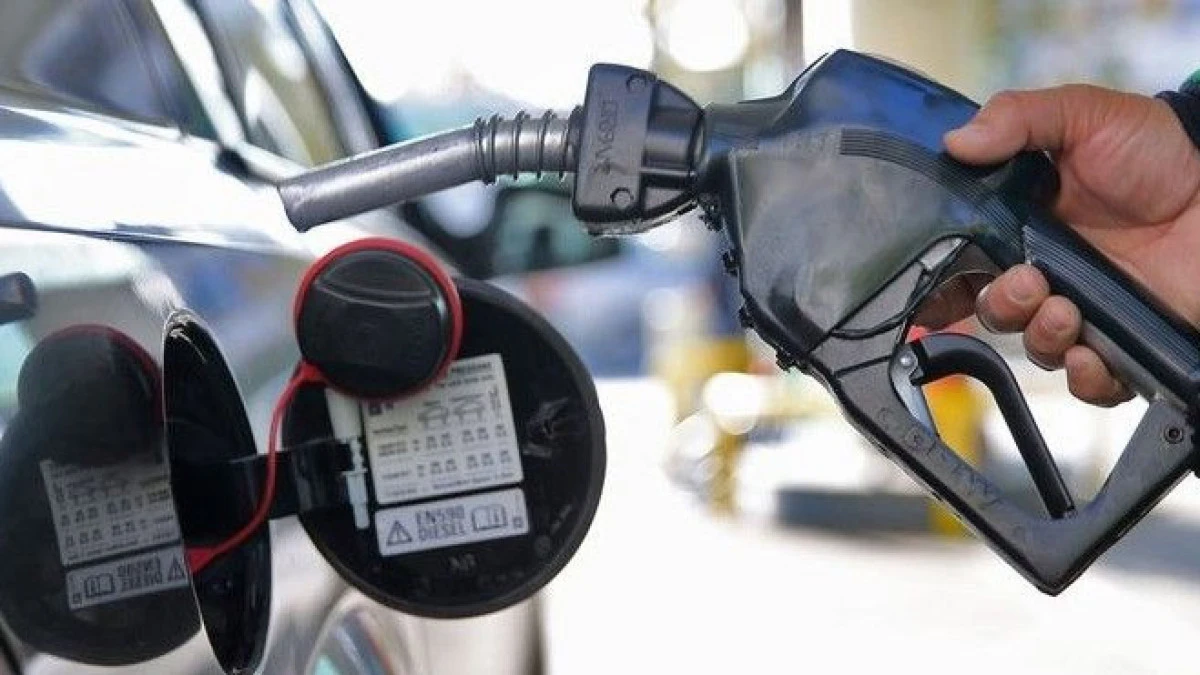 Motorine 15 TL'ye yaklaşan indirim beklentisi