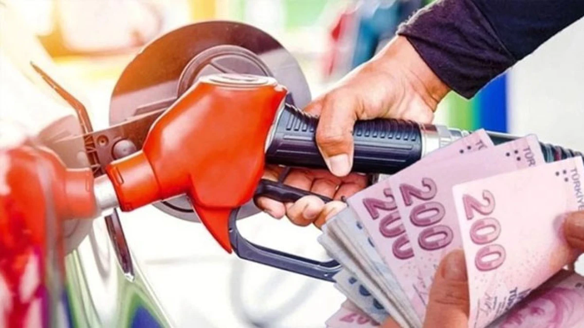 Motorine tarihi zam! Bu gece yarısı pompaya yansıyacak