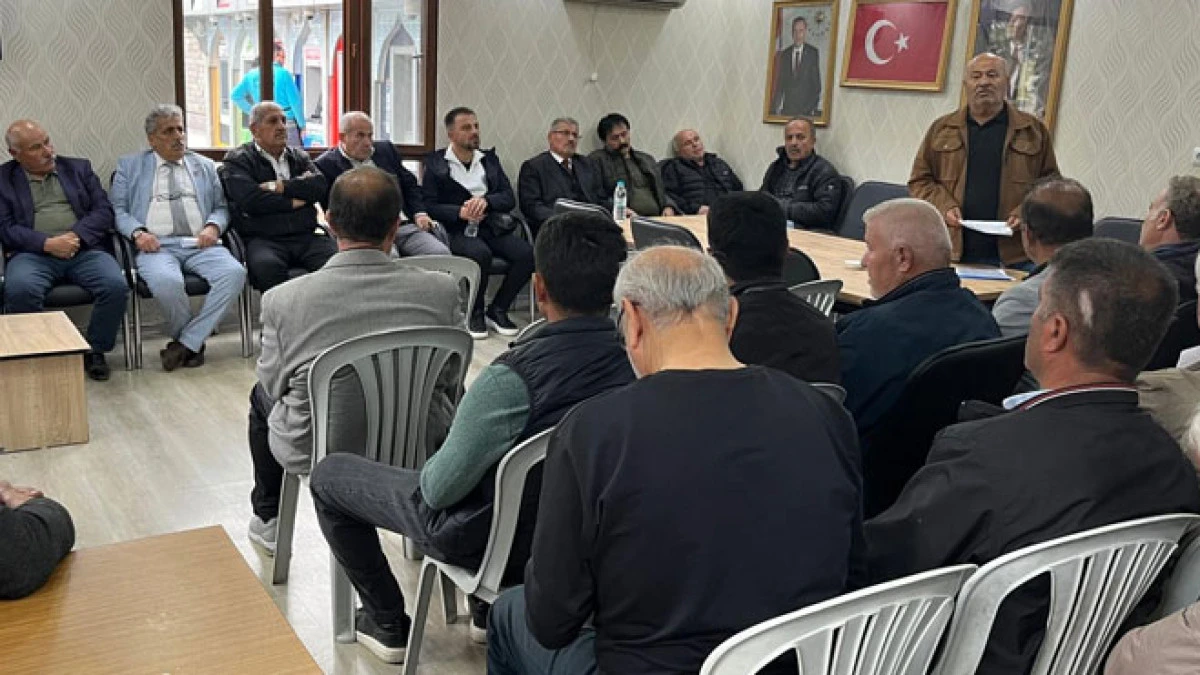 Muhtarlar Derneği’nde Mustafa Yılmaz güven tazeledi