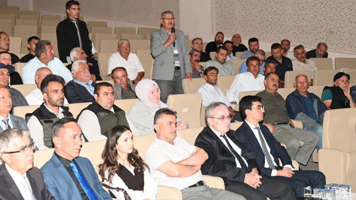 Muhtarlar ve kamu kurumları toplantısı gerçekleştirildi
