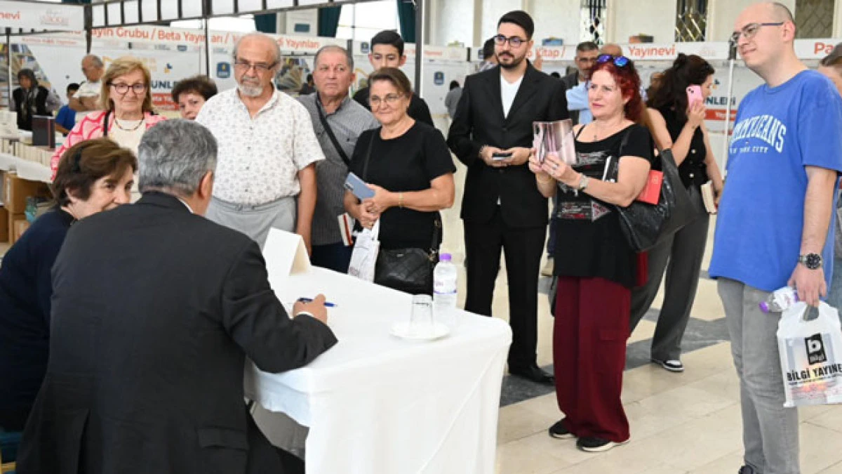 Mustafa Balbay okuyucularıyla buluştu