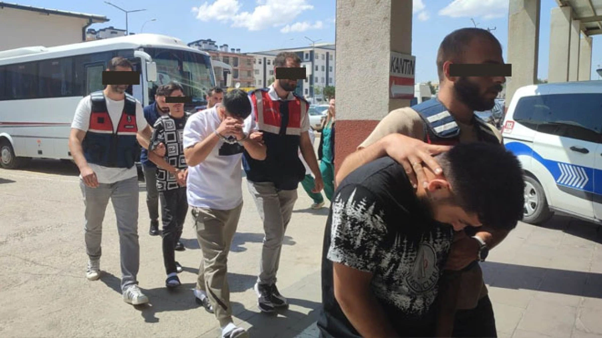 Nitelikli dolandırıcılık çetesi çökertildi