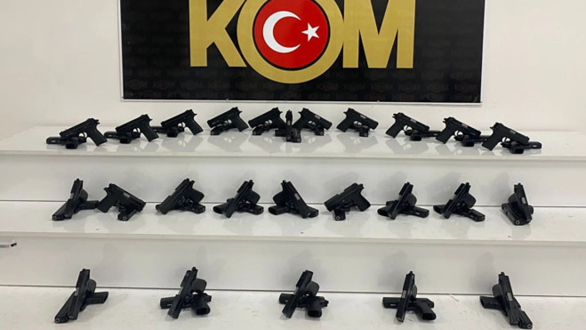 Ormanlık alana gizlenmiş onlarca tabanca bulundu