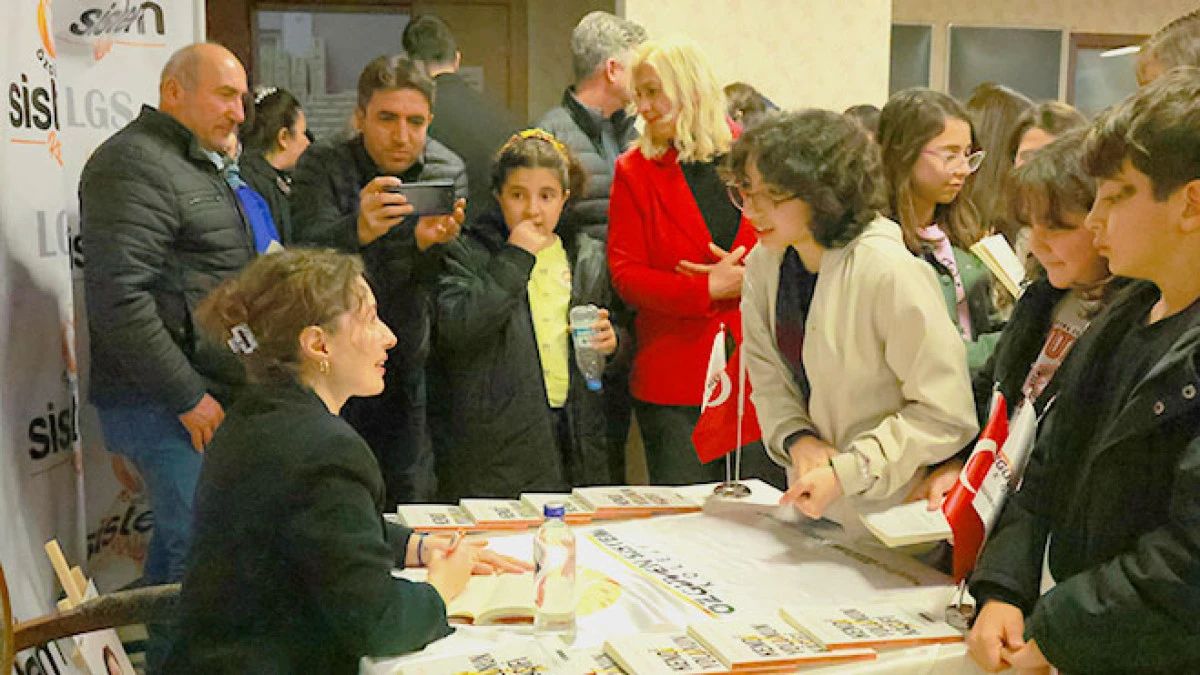 &Ouml;zg&uuml;ven Sistem Koleji&rsquo;nde ilham veren buluşma