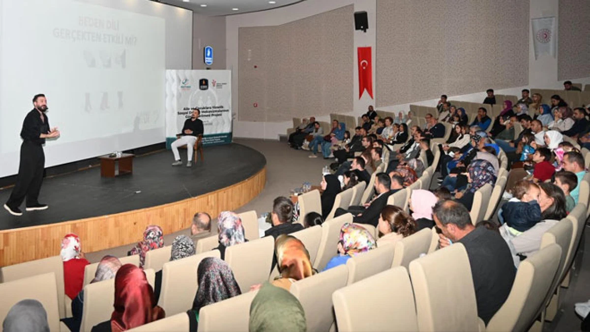 Psikolog Dr.Selçuk Duman Seydişehirlilerle buluştu
