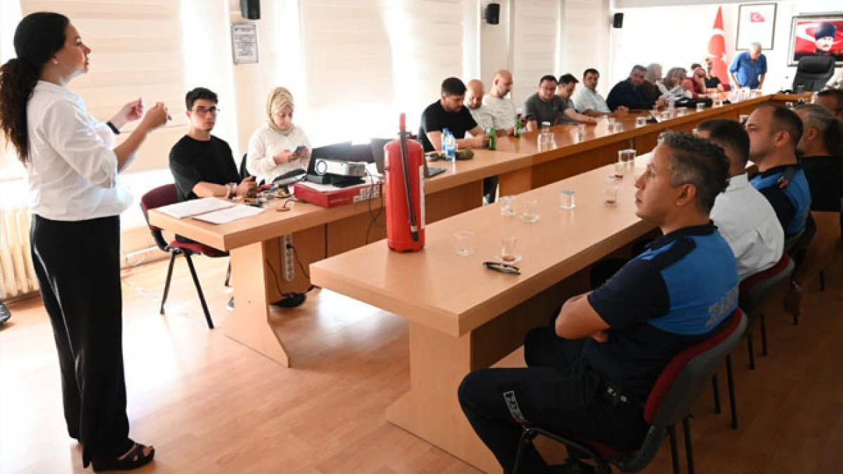 Seydişehir Belediyesi'nden iş sağlığı ve iş güvenliği eğitimi