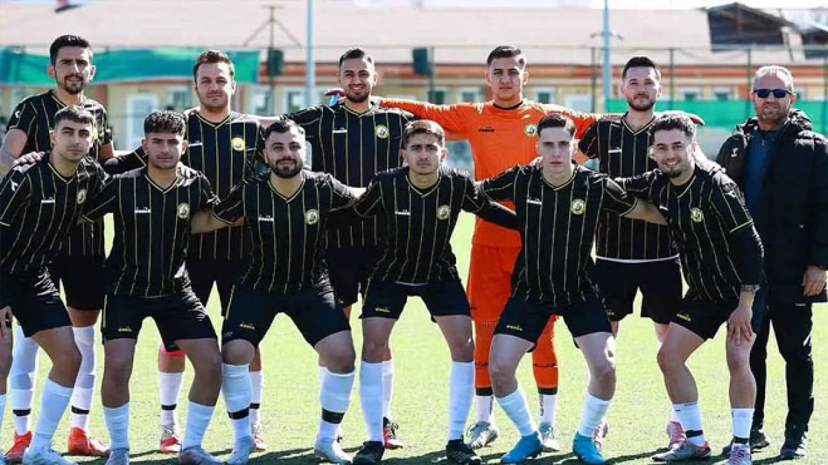 Seydişehir Belediyespor lider başladı