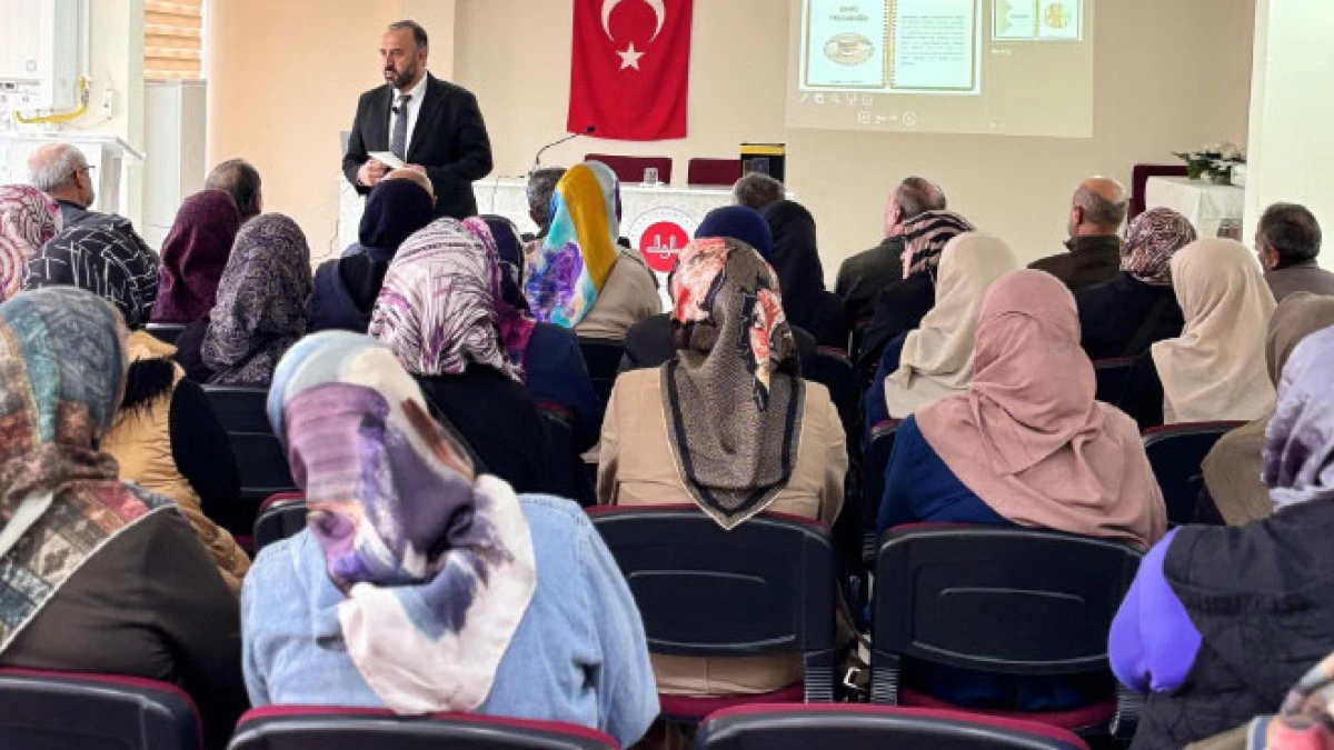 Seydişehir Müftülüğünden Umre Semineri: Manevi Yolculuk Öncesi Bilgilendirme