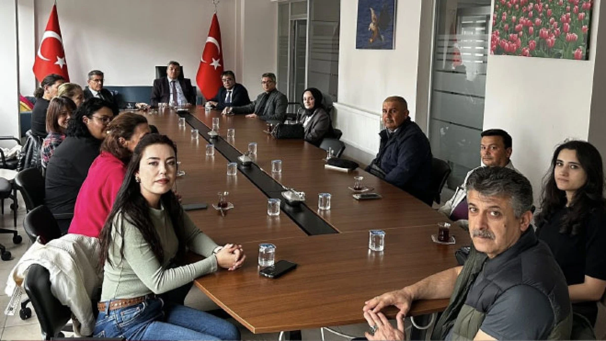 Türkiye Yüzyılı Maarif Modeli kapsamında görsel sanatlar değerlendirme toplantısı yapıldı 